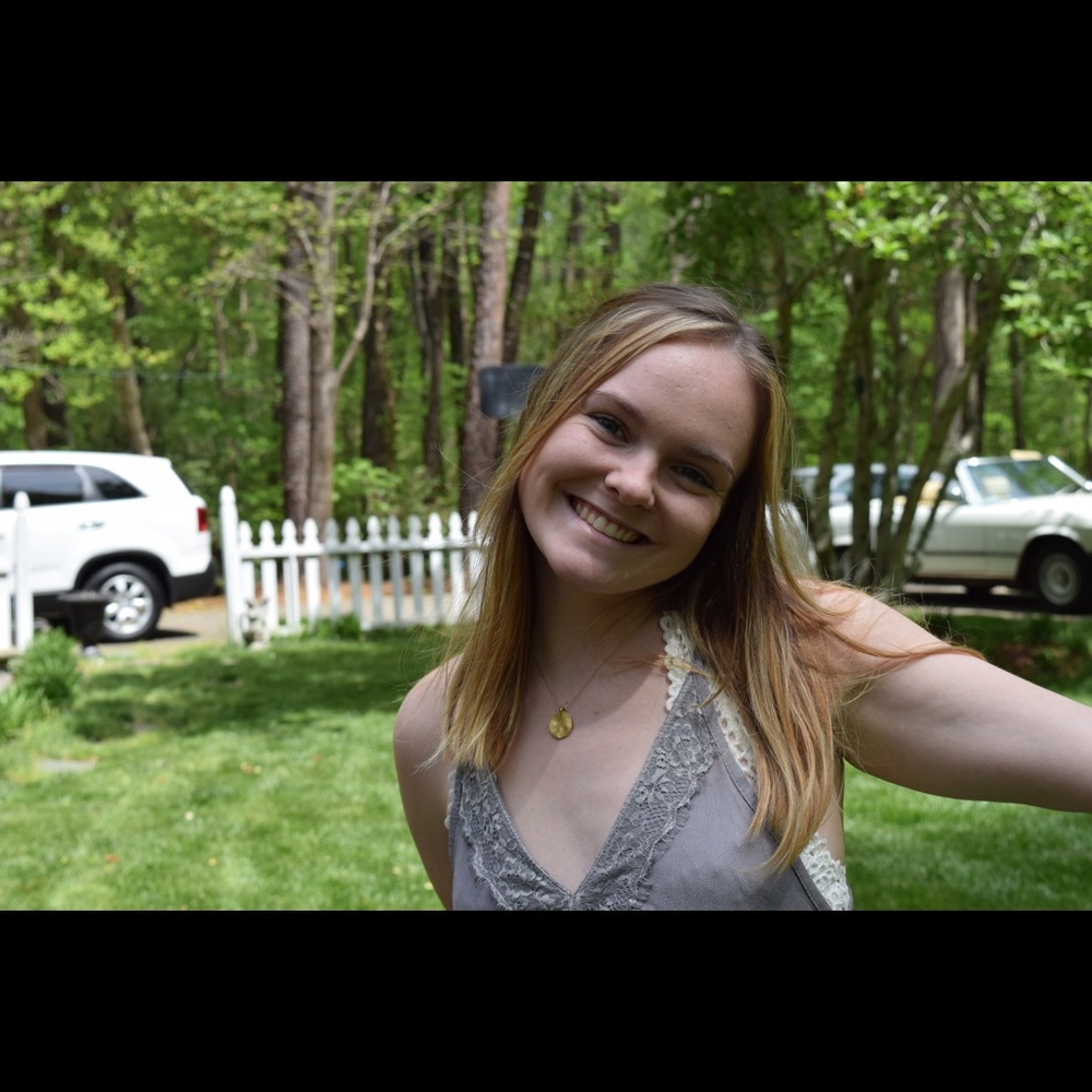 Meet your Posher, Caroline